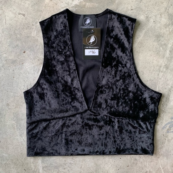 Love Shack Black Velvet Crop Top - Picture 2 of 8